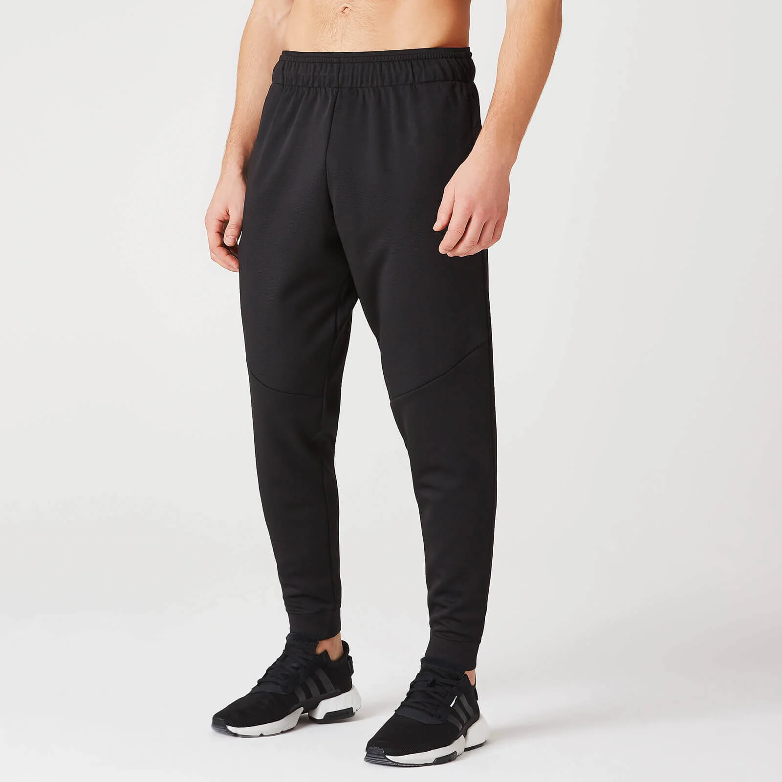 Spodnie Dresowe Therma z Kolekcji Luxe - Czarne - XS Obraz 1
