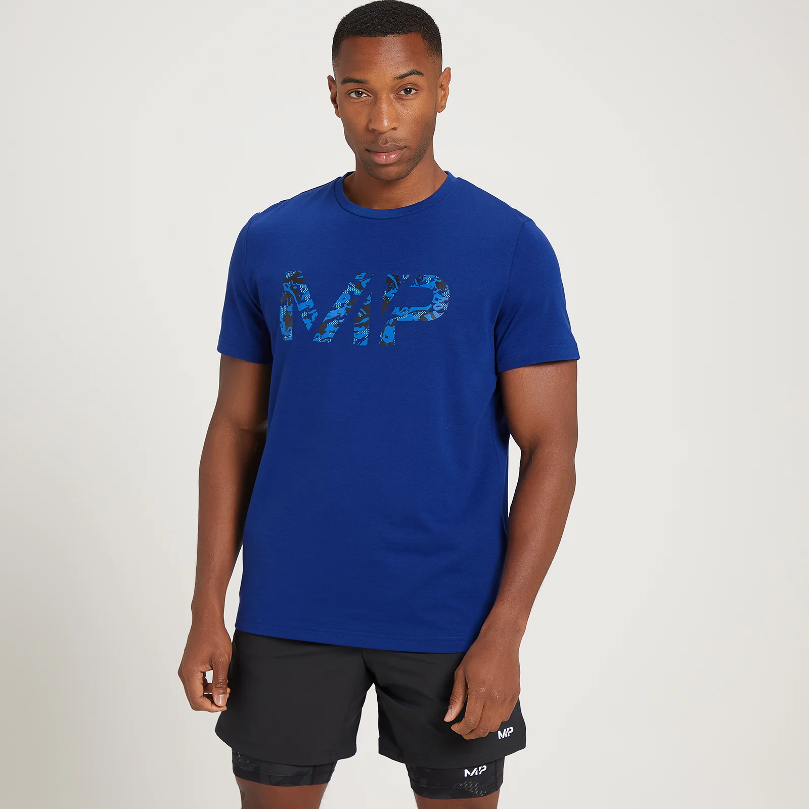 Męski T-shirt z krótkimi rękawami z nadrukiem camo z kolekcji MP Adapt Drirelease – Deep Blue - S Obraz 1
