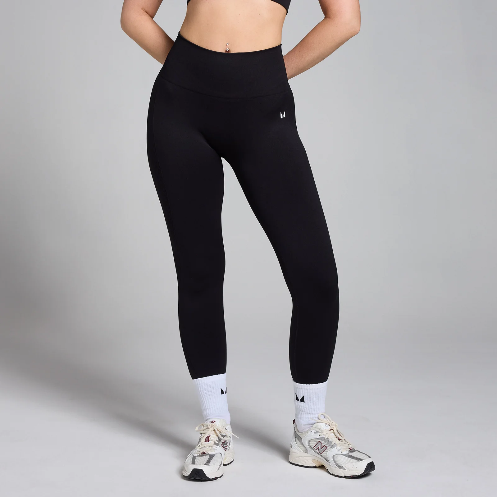 Damskie legginsy bezszwowe z kolekcji Shape MP – czarne - XXS Obraz 1