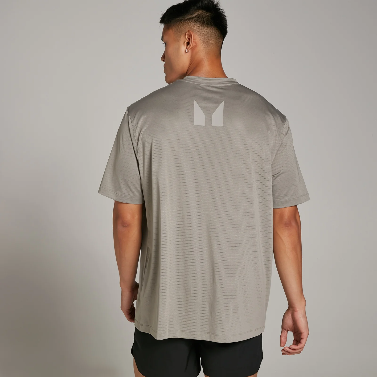 Męski siateczkowy T-Shirt oversize z kolekcji Tempo MP – Clay - XS Obraz 1