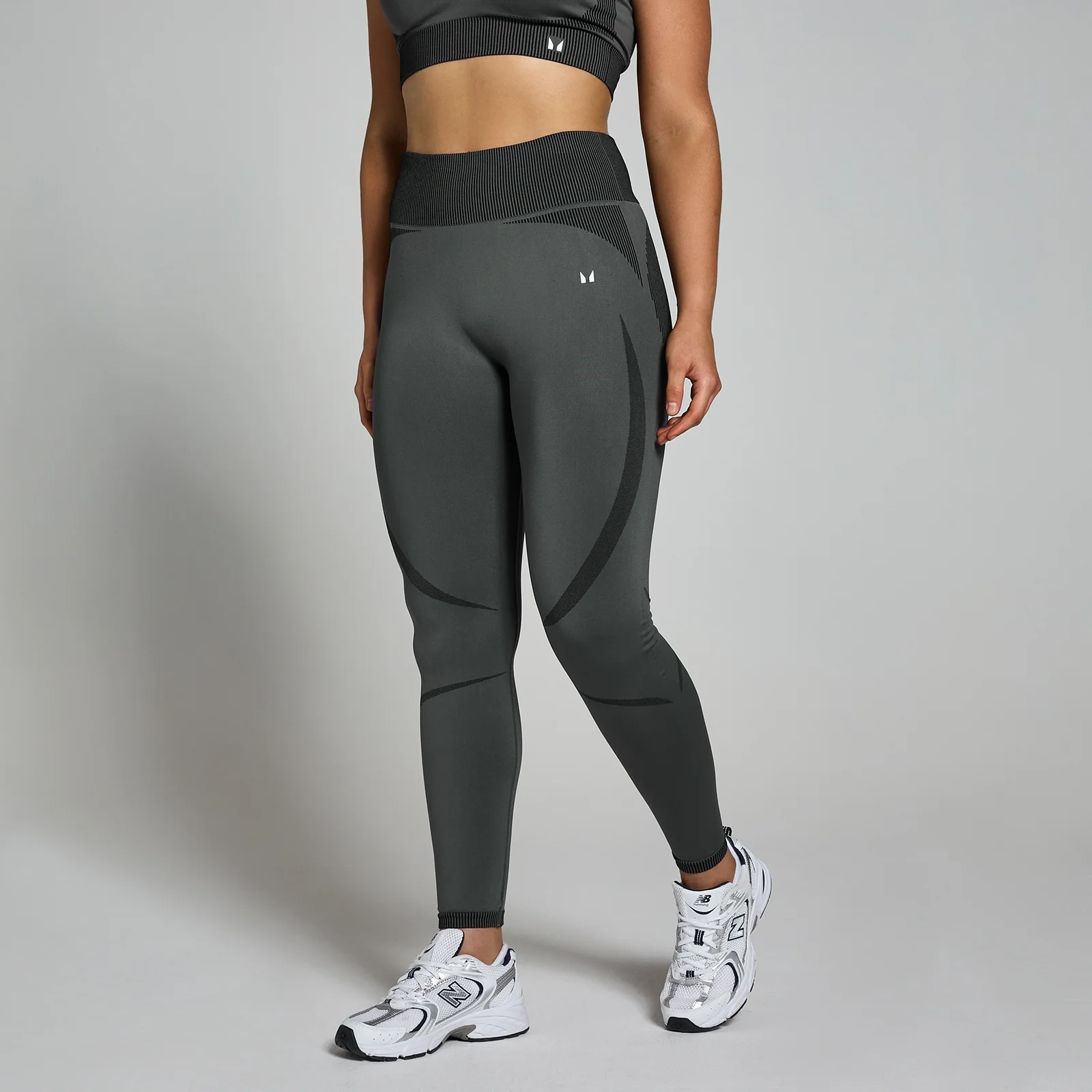 Damskie legginsy bezszwowe z kolekcji Two Toned MP – czarne - XS Obraz 1