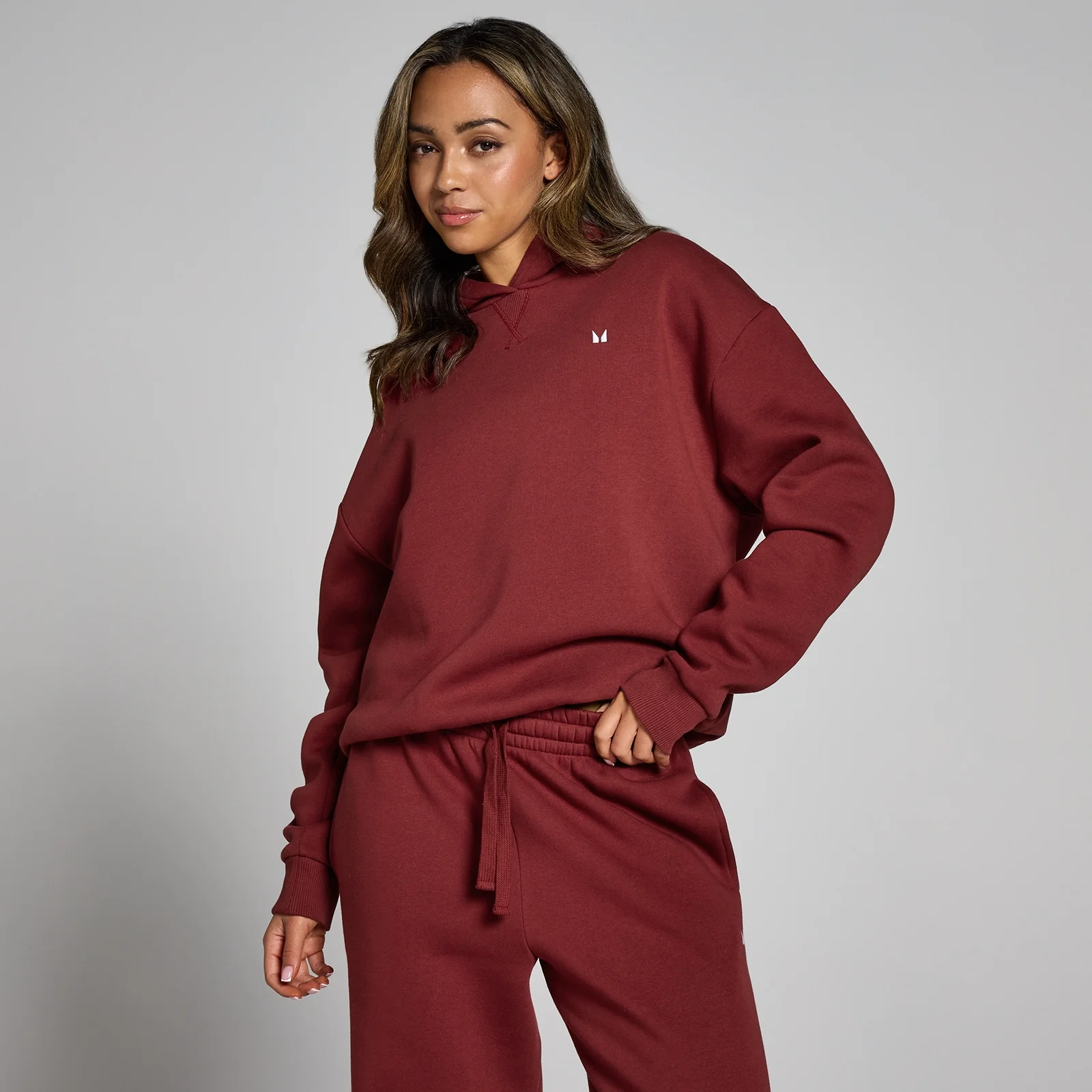Damska bluza oversize z kapturem z kolekcji Basics MP – Cherry - M Obraz 1