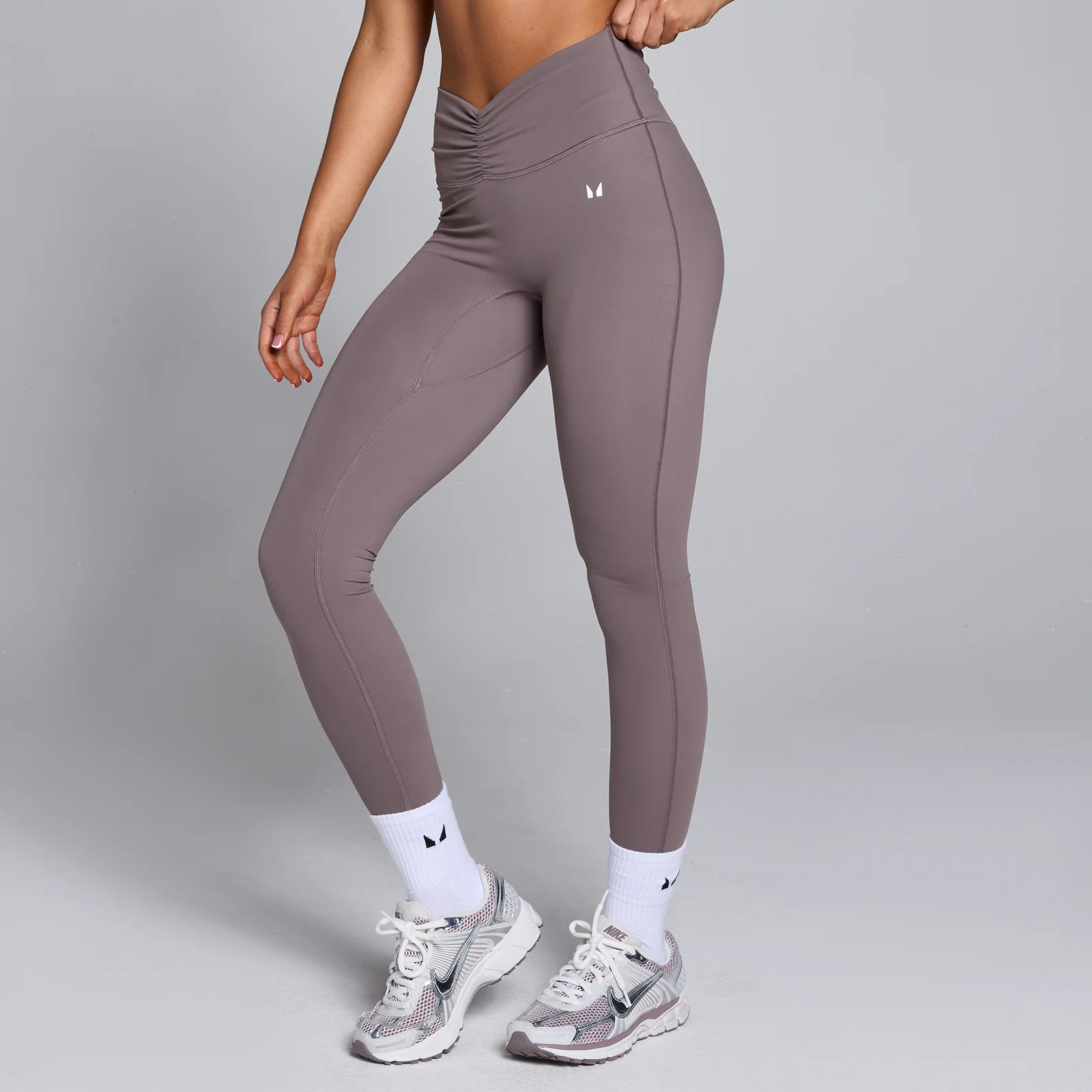 Damskie legginsy z marszczonym przodem z kolekcji Tempo MP – mokka - L Obraz 1
