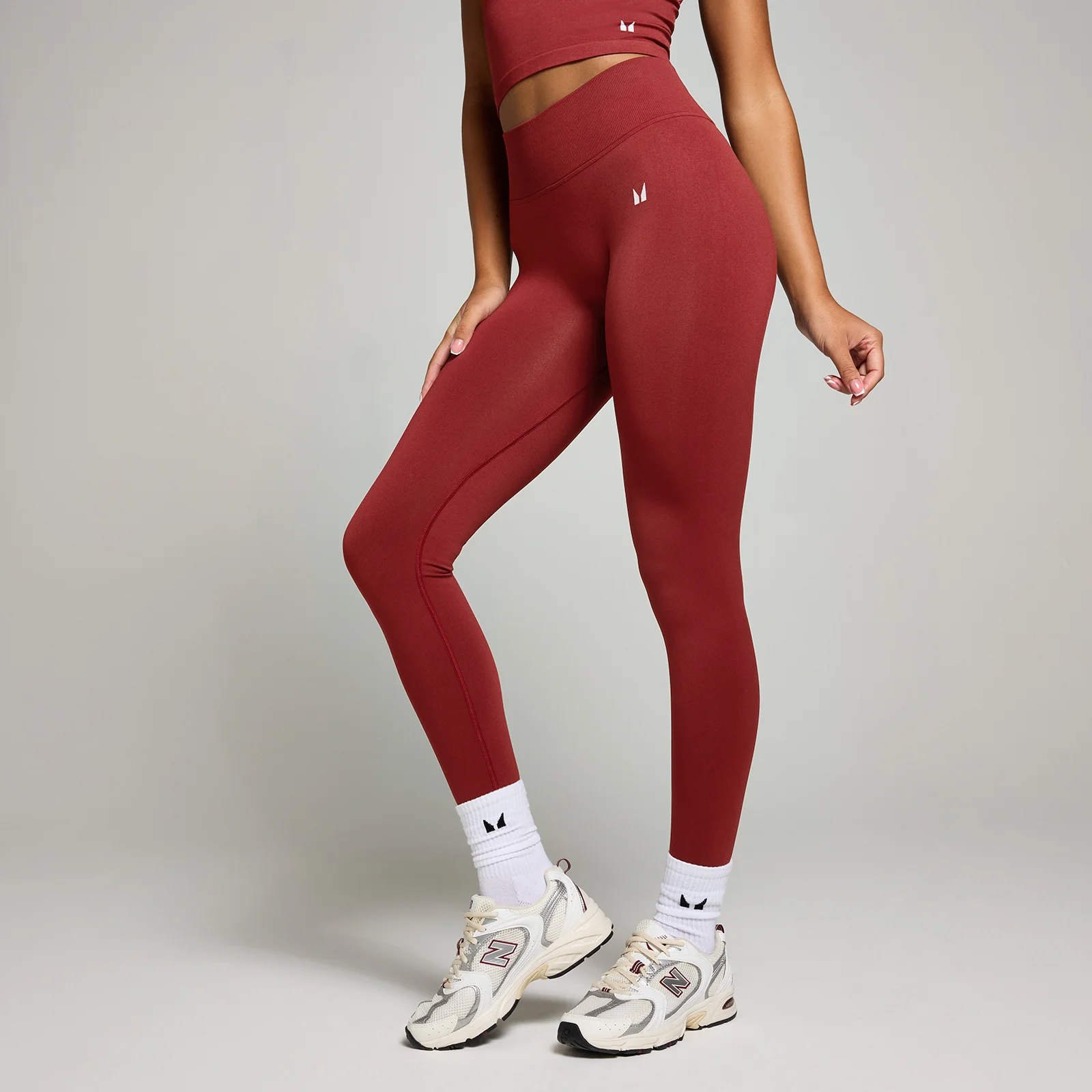 Damskie bezszwowe legginsy z marszczeniem z kolekcji Invisible MP – Cherry - XS Obraz 1