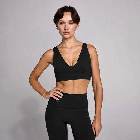 Damski biustonosz sportowy MP SculptForm V-Neck Longline - Czarny